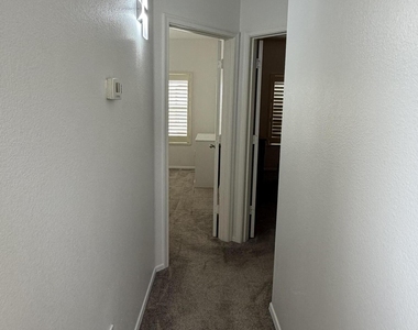 900 S 94th Street - Photo Thumbnail 28