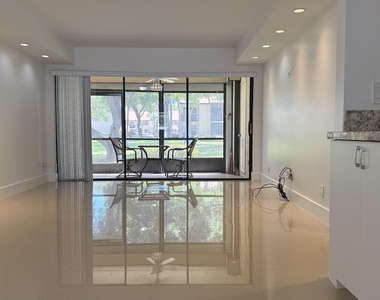 2289 Sw 15th Street - Photo Thumbnail 3