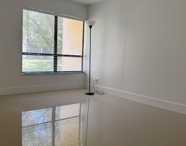 2289 Sw 15th Street - Photo Thumbnail 9
