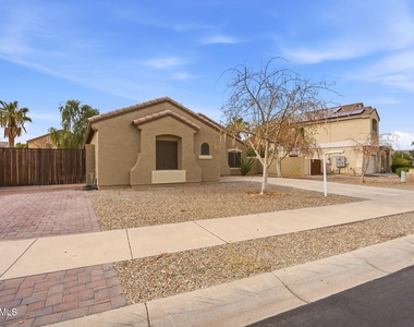 16597 W Madison Street - Photo Thumbnail 15