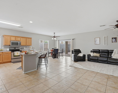 16597 W Madison Street - Photo Thumbnail 13