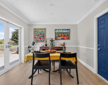 4573 Carthage Circle - Photo Thumbnail 16