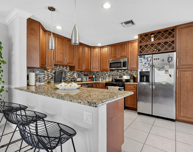 4573 Carthage Circle - Photo Thumbnail 9