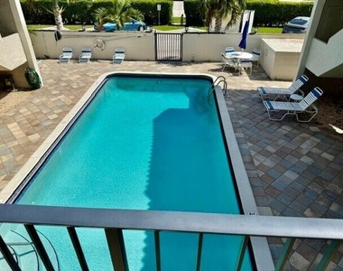 55 Se 14th Street - Photo Thumbnail 23