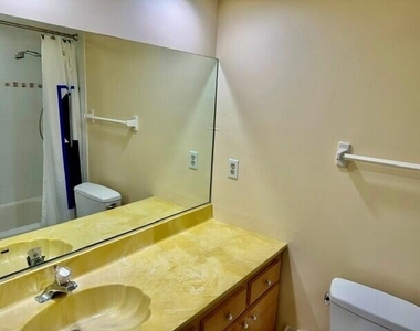 55 Se 14th Street - Photo Thumbnail 21