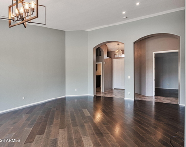 25836 N 43rd Place - Photo Thumbnail 3