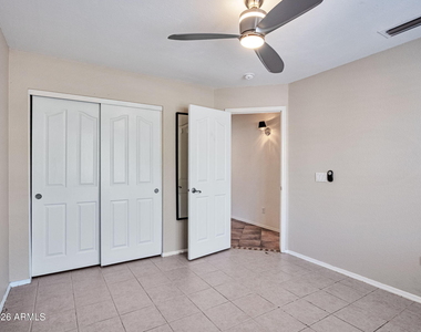25836 N 43rd Place - Photo Thumbnail 19