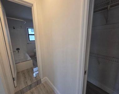 1605 E Broward Boulevard - Photo Thumbnail 3