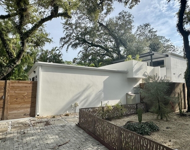 1415 Sw 9th Street - Photo Thumbnail 13
