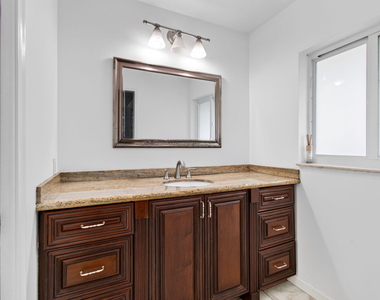 4760 Bison Street - Photo Thumbnail 31