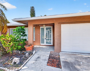 4760 Bison Street - Photo Thumbnail 2