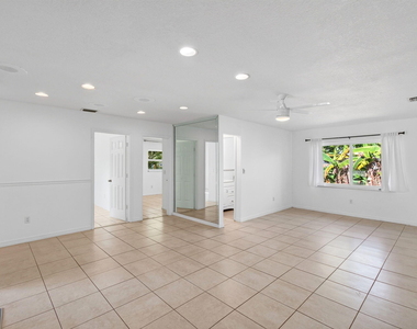 4760 Bison Street - Photo Thumbnail 16