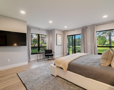 13334 Polo Club Road - Photo Thumbnail 11