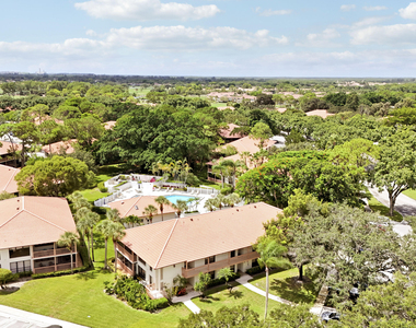 606 Brackenwood Cove - Photo Thumbnail 40