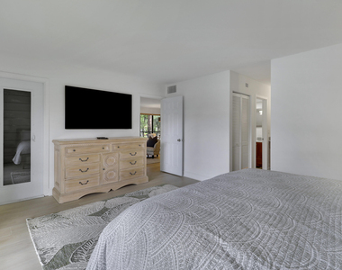 606 Brackenwood Cove - Photo Thumbnail 22
