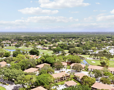 606 Brackenwood Cove - Photo Thumbnail 41