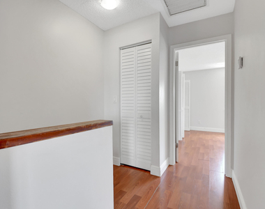 1506 Wharf Lane - Photo Thumbnail 12
