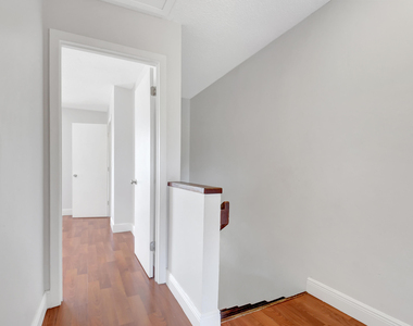 1506 Wharf Lane - Photo Thumbnail 11