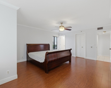 14475 N Strathmore Lane - Photo Thumbnail 32