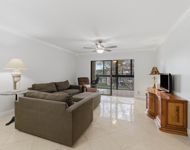 14475 N Strathmore Lane - Photo Thumbnail 17