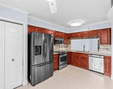 14475 N Strathmore Lane - Photo Thumbnail 13