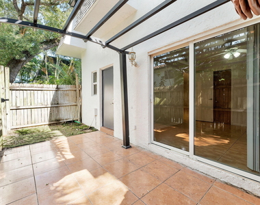 1945 Nw 4th Avenue - Photo Thumbnail 26
