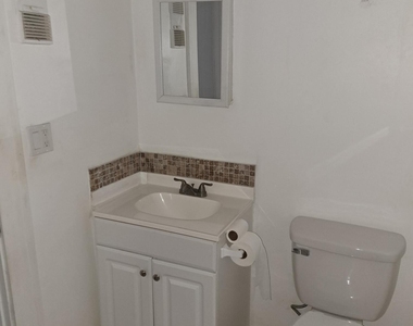 2701 Riverside Drive - Photo Thumbnail 13