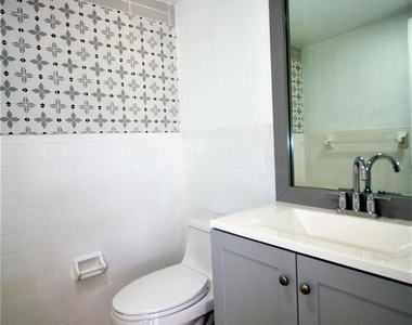 7000 Nw 186th Street - Photo Thumbnail 9