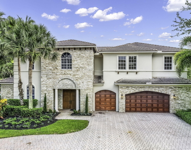 8948 Pinebrook Court - Photo Thumbnail 21