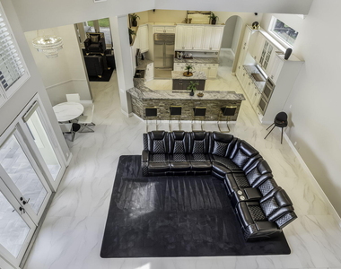 8948 Pinebrook Court - Photo Thumbnail 31
