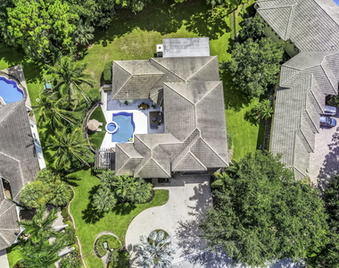 8948 Pinebrook Court - Photo Thumbnail 2