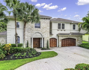 8948 Pinebrook Court - Photo Thumbnail 20