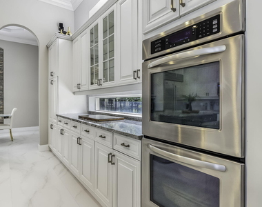 8948 Pinebrook Court - Photo Thumbnail 46