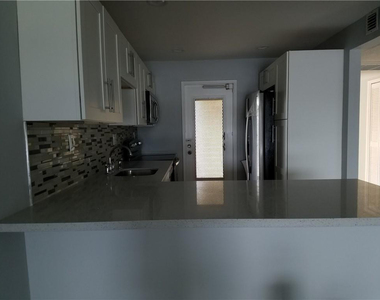 3100 N Course Lane - Photo Thumbnail 2