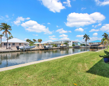 10751 S Ocean Drive - Photo Thumbnail 19