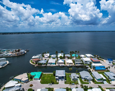 10751 S Ocean Drive - Photo Thumbnail 60