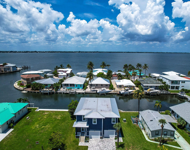 10751 S Ocean Drive - Photo Thumbnail 58