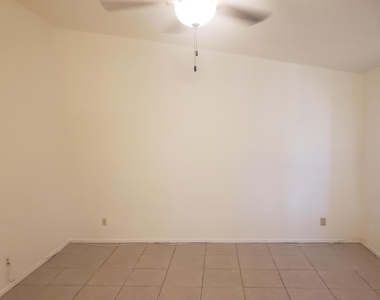 8587 Sw 23rd Court - Photo Thumbnail 6