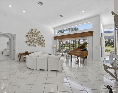 4912 Exeter Estate Lane - Photo Thumbnail 14
