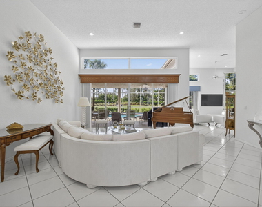 4912 Exeter Estate Lane - Photo Thumbnail 10