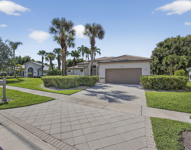 4912 Exeter Estate Lane - Photo Thumbnail 3