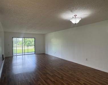 16171 Blatt Boulevard - Photo Thumbnail 2