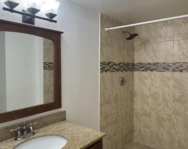16171 Blatt Boulevard - Photo Thumbnail 8