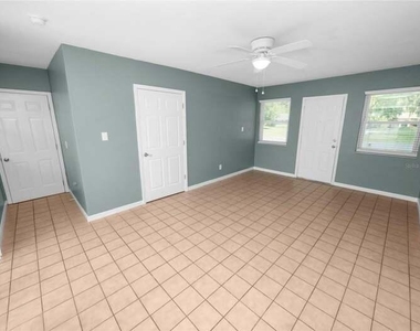 5134 Harvard Street W - Photo Thumbnail 15