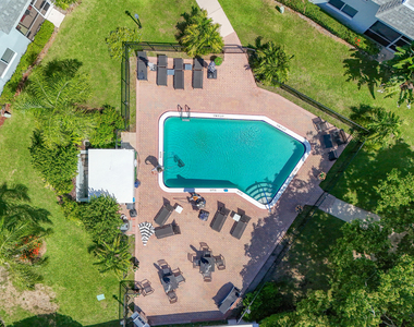 207 Tropic Isle Drive - Photo Thumbnail 48