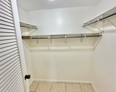 8900 W Sample Road - Photo Thumbnail 10