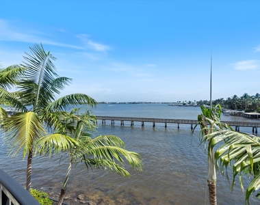 2700 N Federal Highway - Photo Thumbnail 7