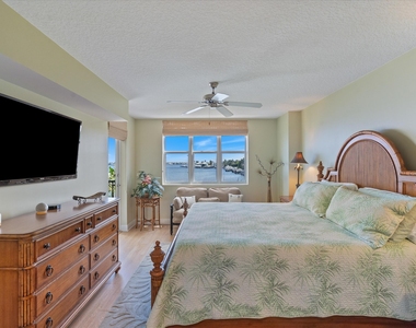 2700 N Federal Highway - Photo Thumbnail 22