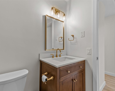 908 Lighthouse Drive - Photo Thumbnail 16