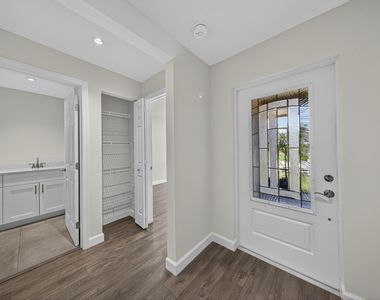 410 Ne 34th Street - Photo Thumbnail 32